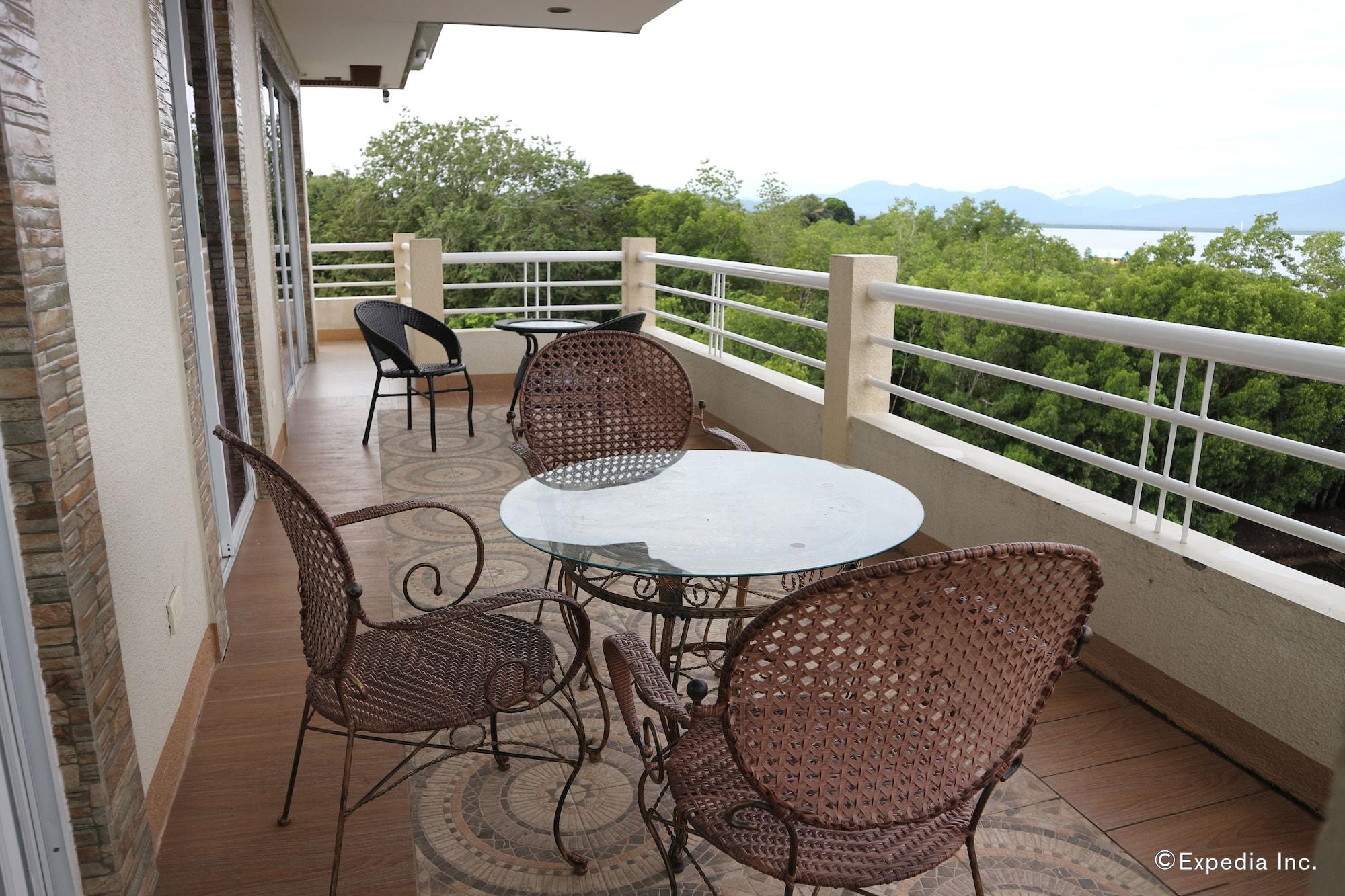 Villa De Sierra Vista Bay And Mountain View Inn Puerto Princesa Exterior foto